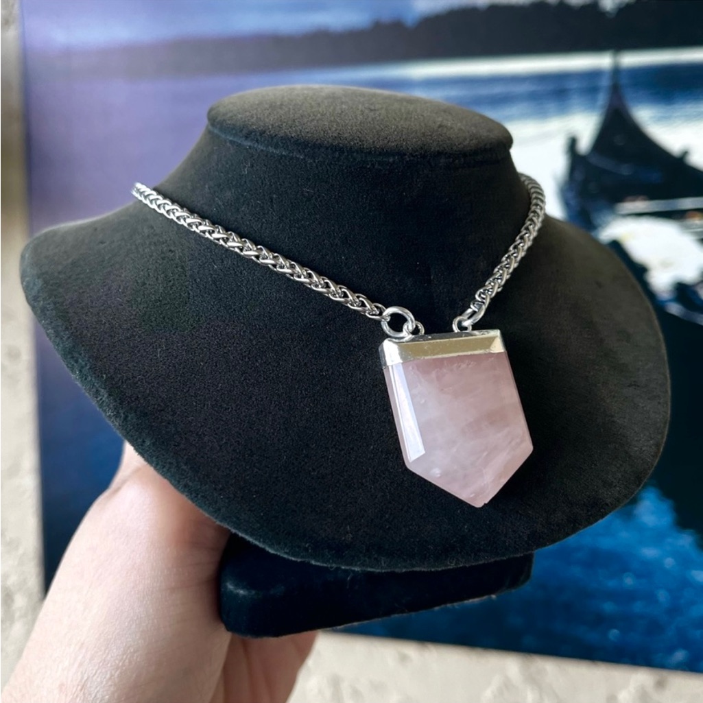 Rose Quartz Crystal Gemstone On Stainless Steel Adjustable Choker Necklace 35$